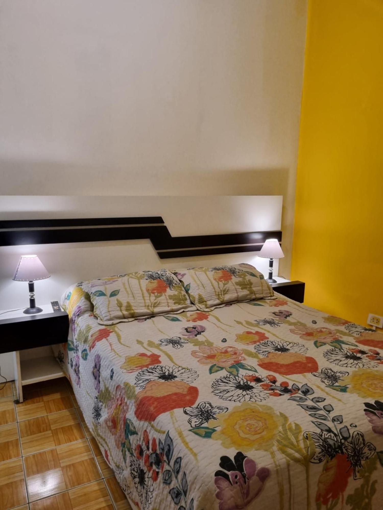 Hostel Estoril Buenos Aires Exterior photo