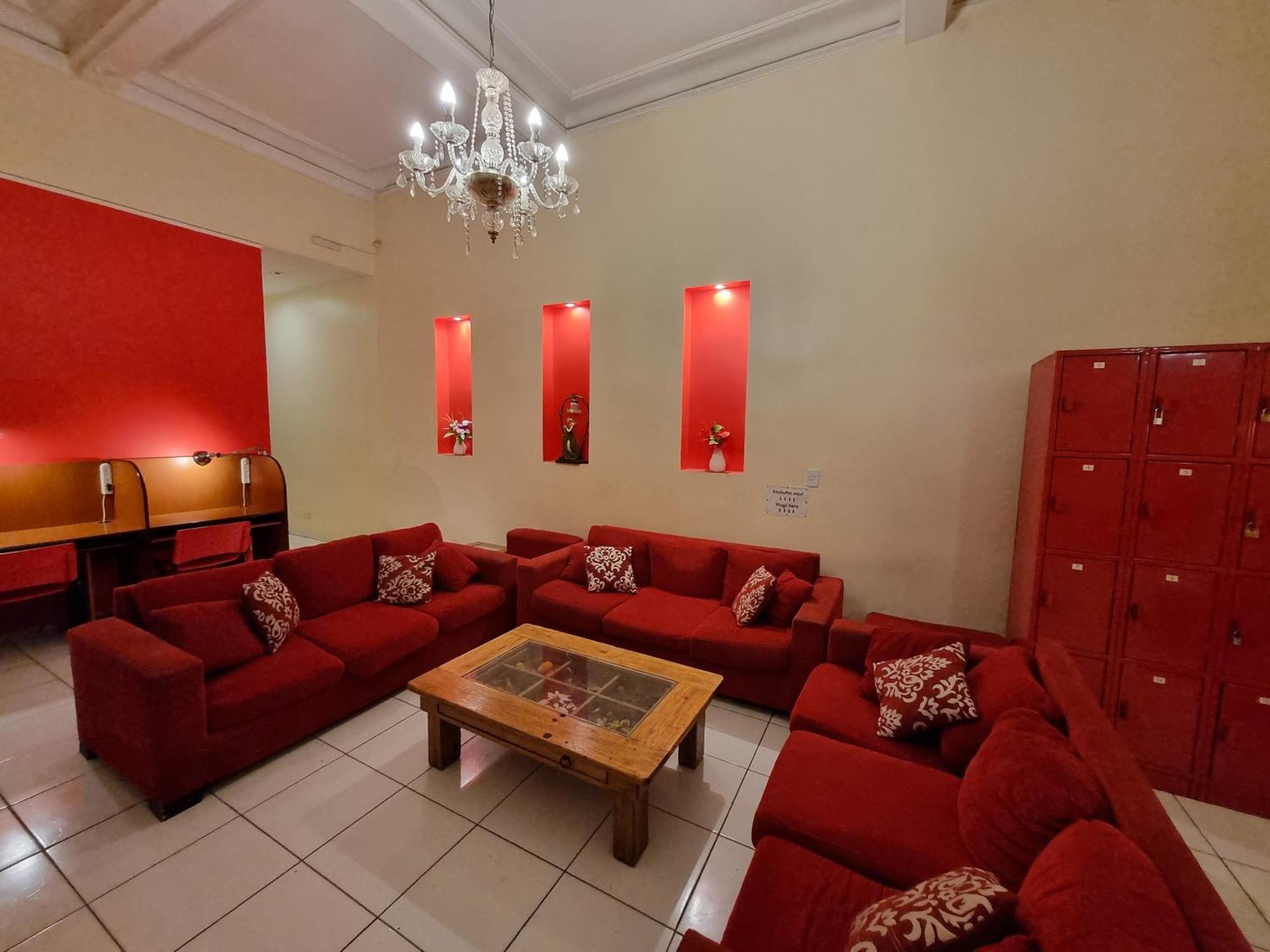 Hostel Estoril Buenos Aires Exterior photo