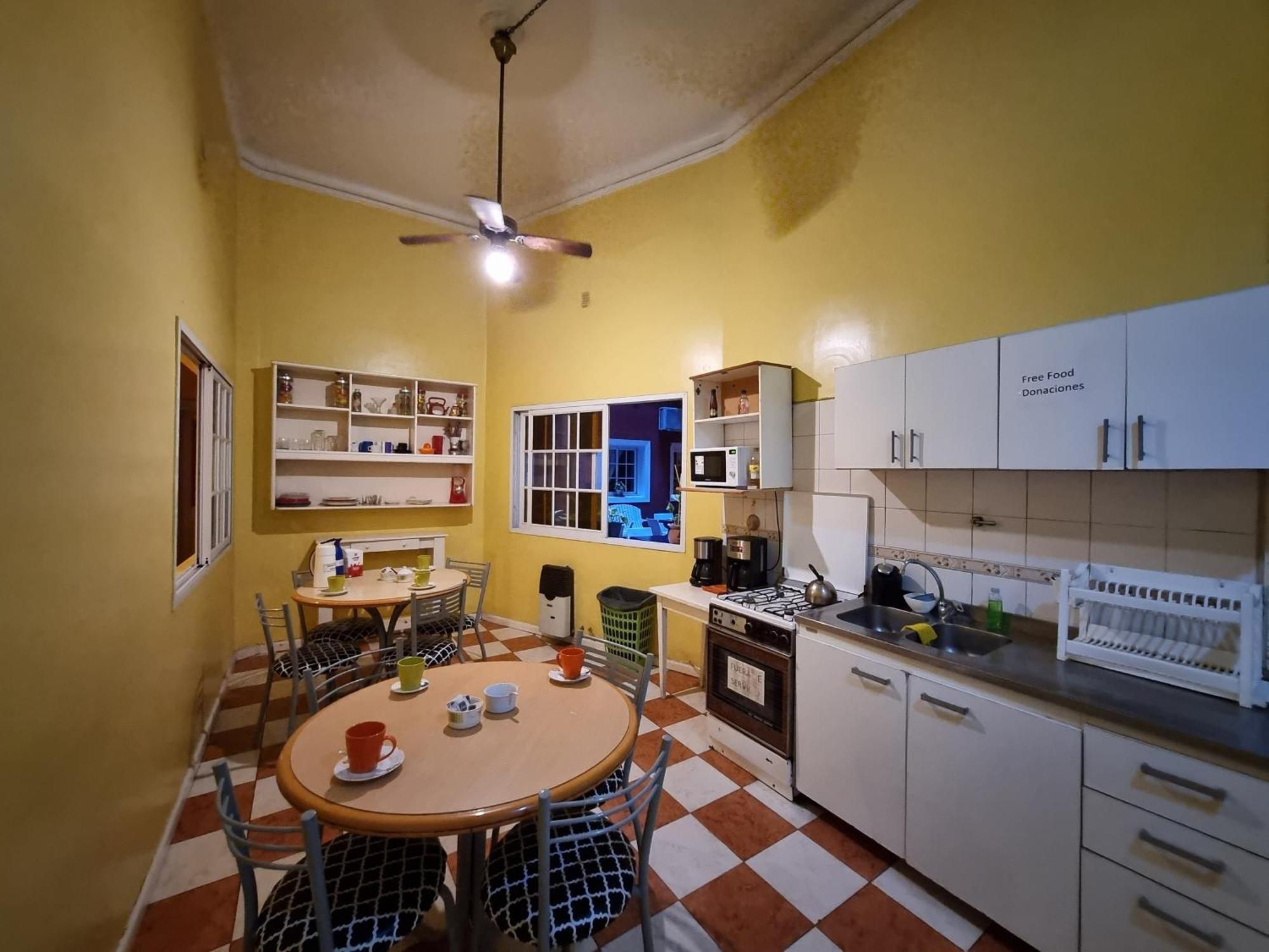 Hostel Estoril Buenos Aires Exterior photo