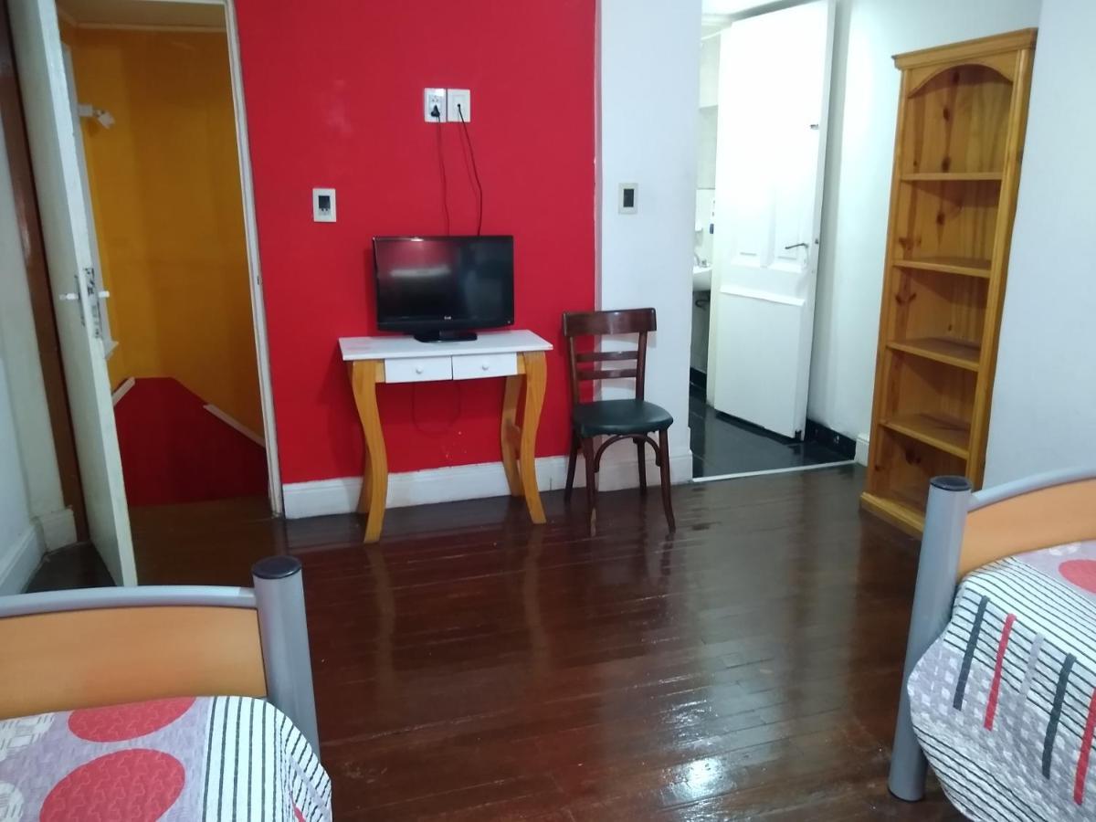 Hostel Estoril Buenos Aires Exterior photo